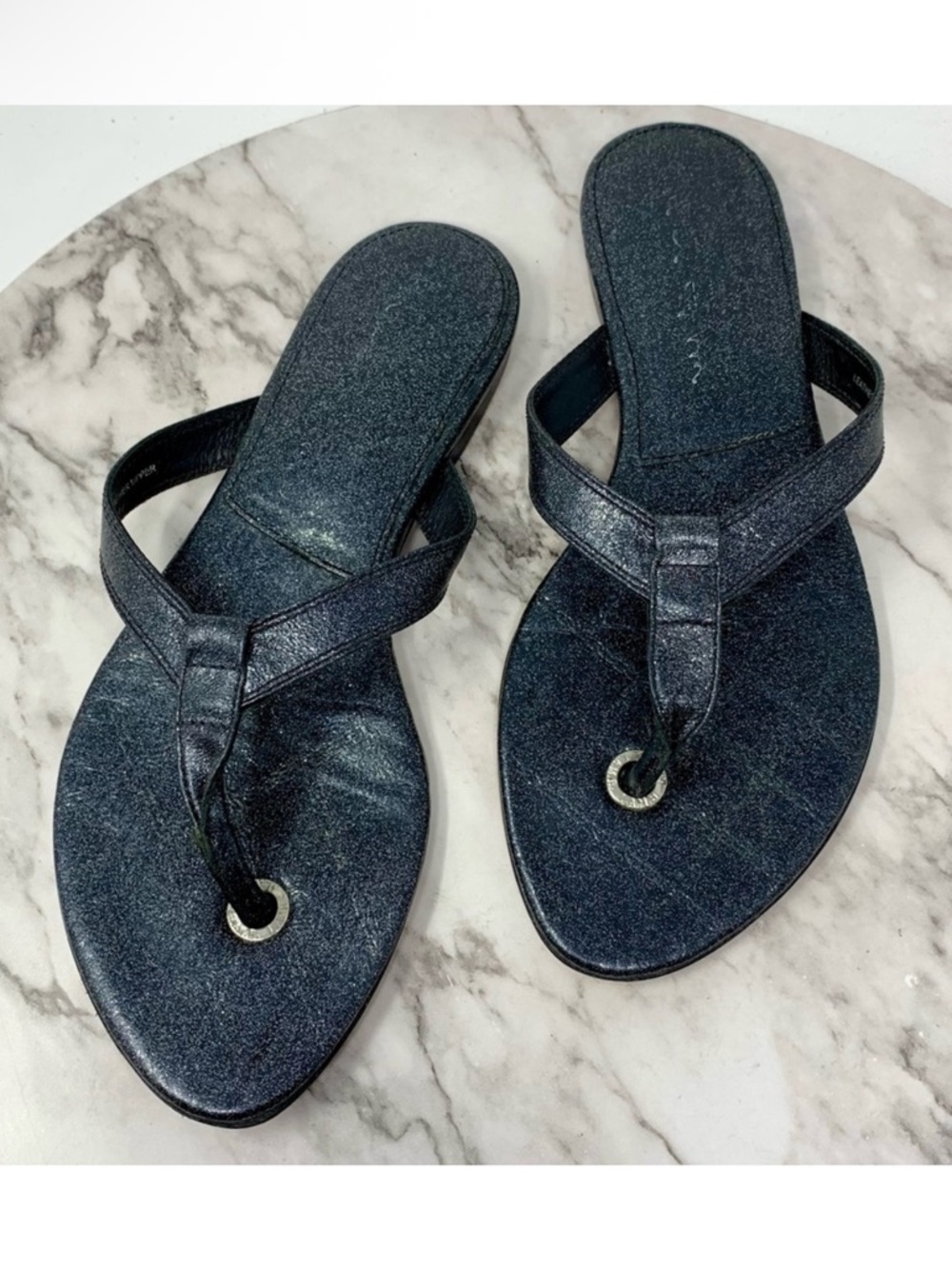 L.A.M.B. Sparkle Black Leather Flip Flop Sandals 6.5 Brazil Edgy Minimalist Chic